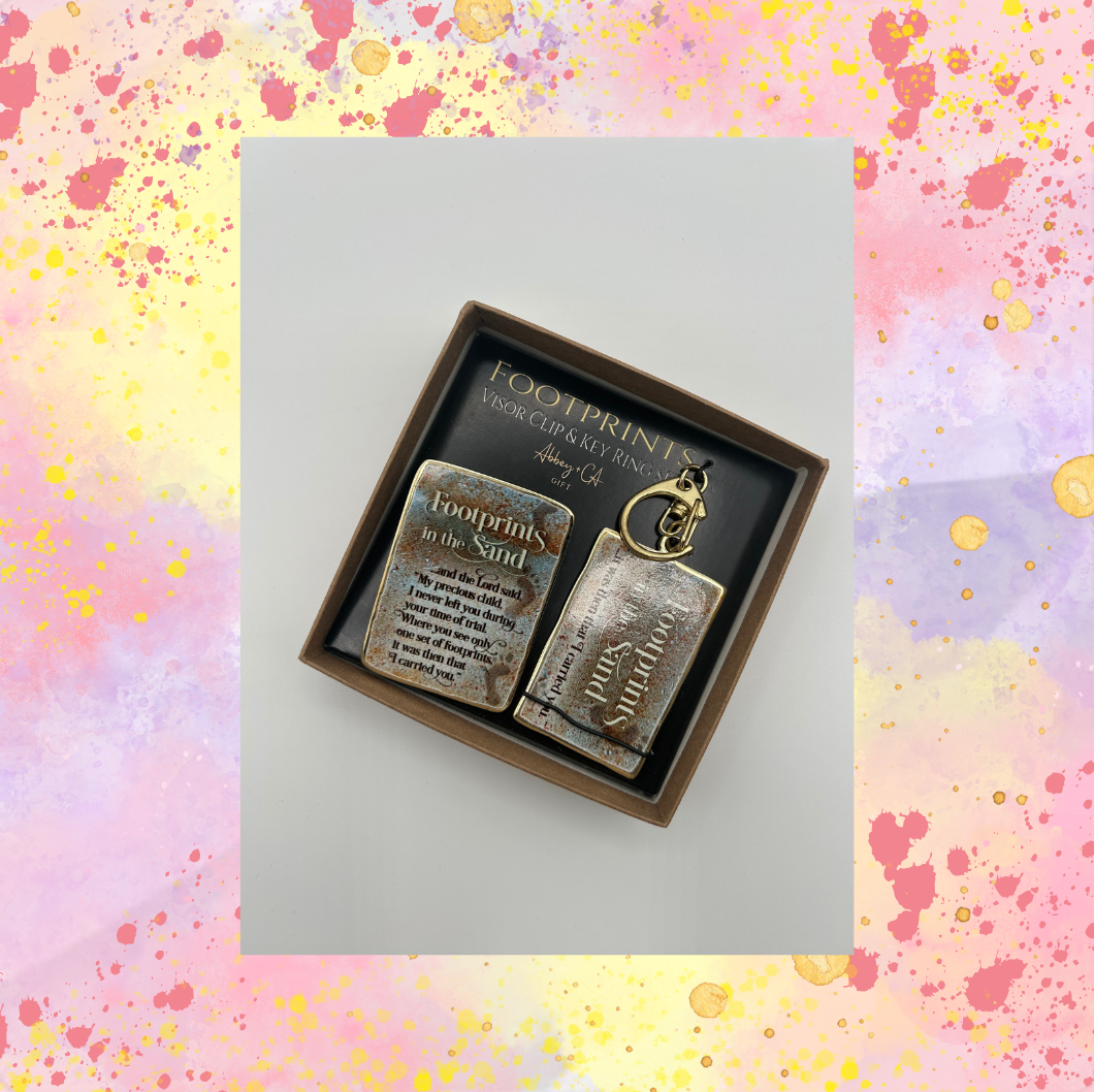 Footprints In The Sand Visor Clip and Keychain Set